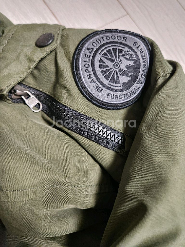 빈폴아웃도어 보머 도브 다운 (BO6X38D09H, 카키)사이즈M모자털 탈부착가능모자 탈부착가능해요지퍼에 줄이 있었--8