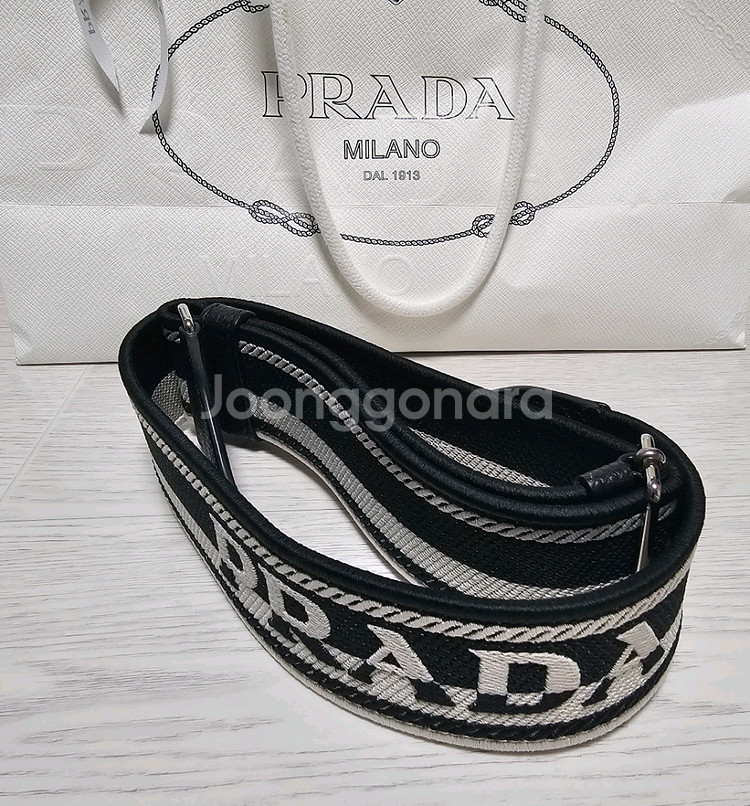 미사용 정품 프라다(1BC145) 숄더가방 은장 스트랩 (가방끈)--4