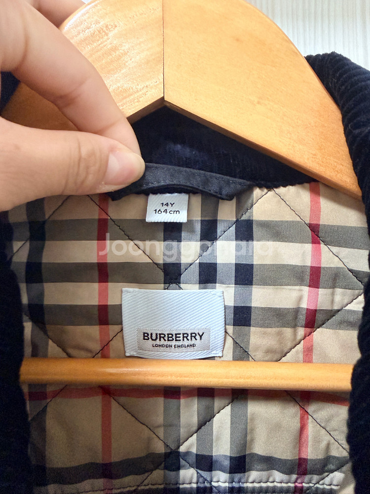 버버리 퀼팅 자켓 14Y--9