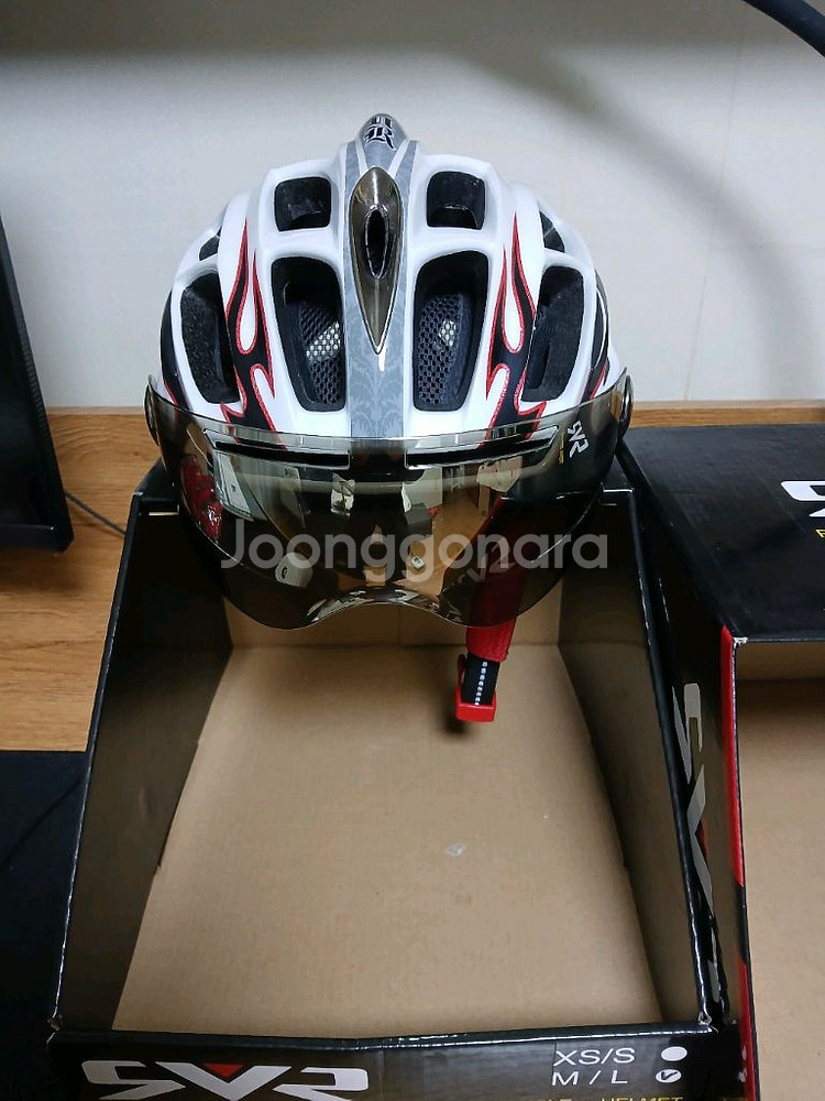 자전거 헬멧 팝니다--0