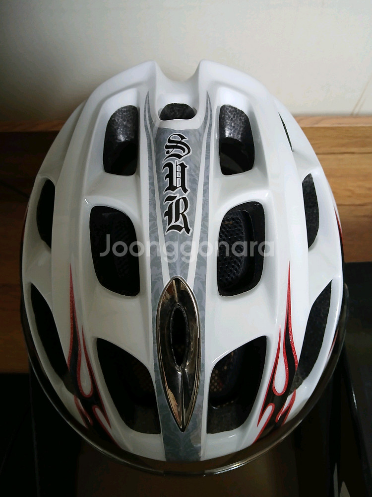 자전거 헬멧 팝니다--3