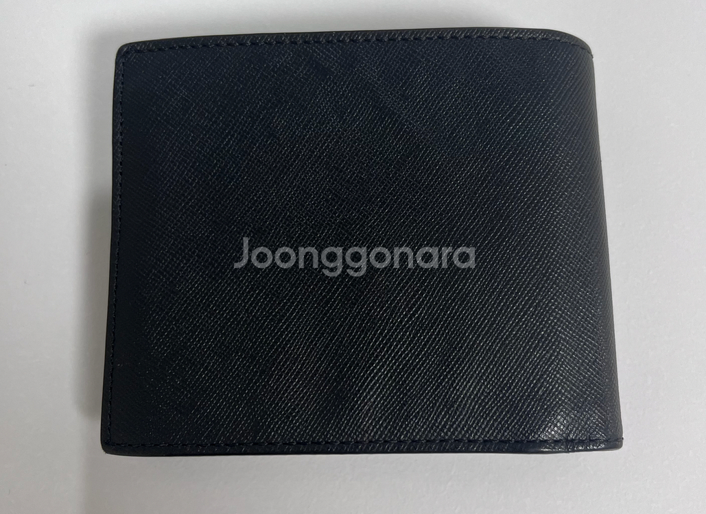 몽블랑 8cc 반지갑 판매해요--1