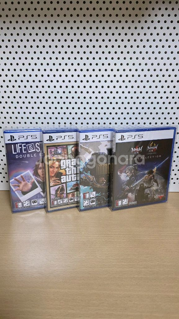 미개봉 새제품 PS5 게임타이틀 7종 팝니다.--1
