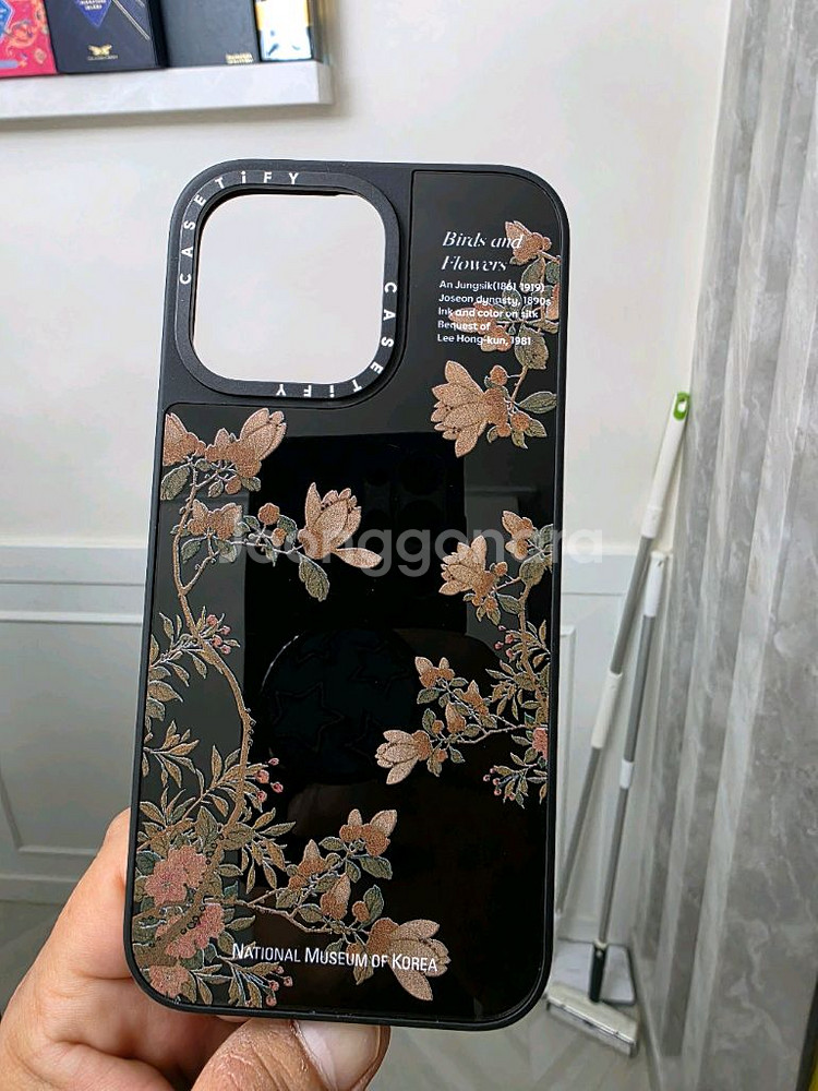 케이스티파이x국립중앙박물관 아이폰15프로맥스 용 민트급--6