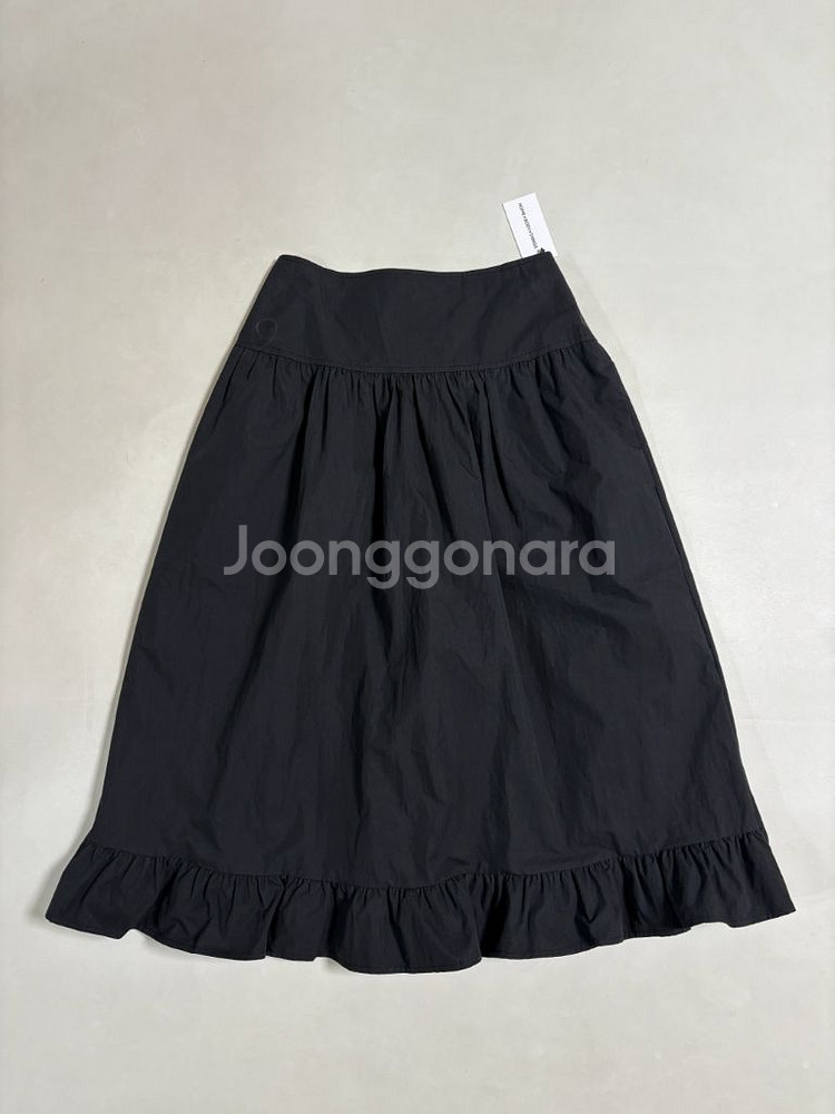 홈바디띵즈 빅토리아 블랙 프릴 스커트 택달린 새상품1사이즈--0