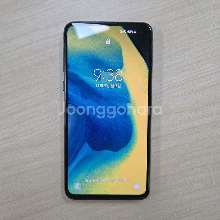 갤럭시 S10e 블랙 128GB, 램 6GB 상태 좋아요--0