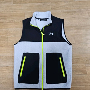 언더아머 후리스 조끼 정품(새거) 남여공용