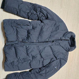 게스 오리털 숏점퍼