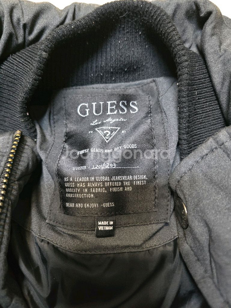 게스 오리털 숏점퍼--3