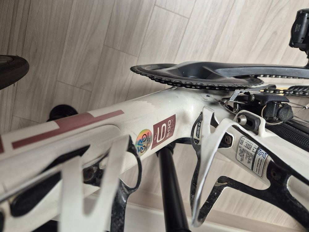 트렉 treck 로드자전거 도마니sl6 카본 +아비아브휠 팝니다 이미지