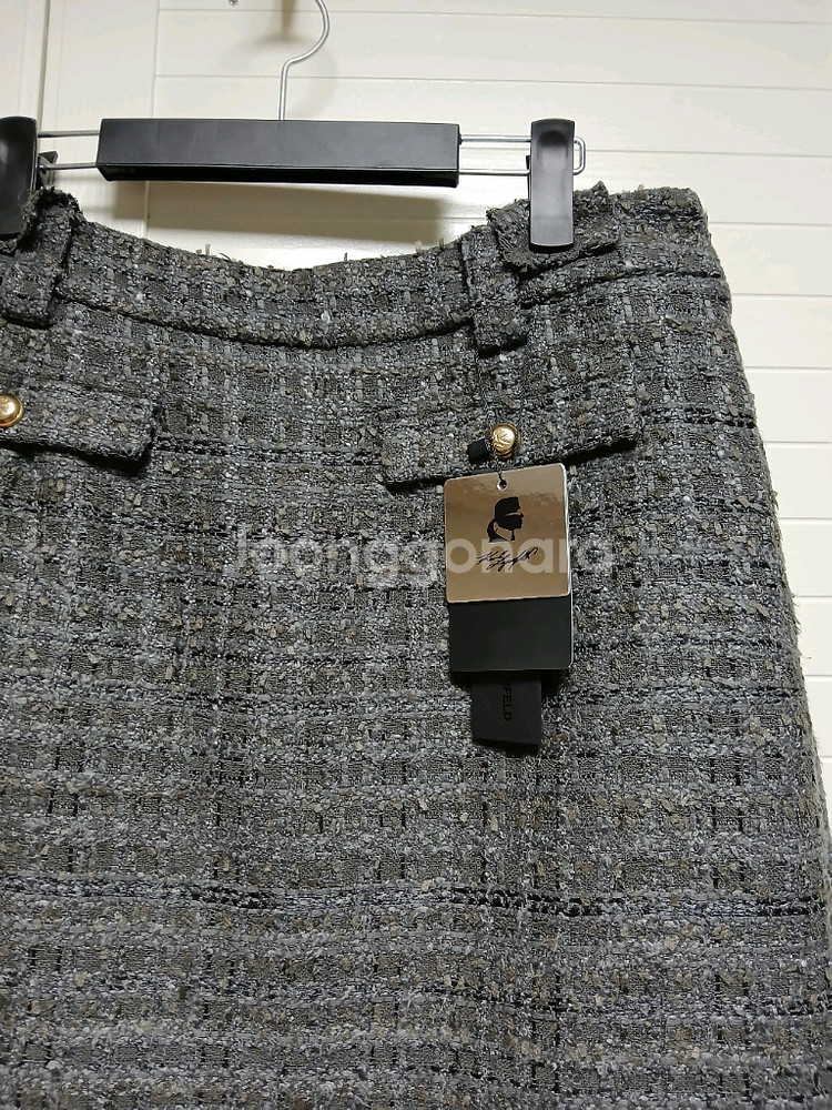 칼라거펠트 트위드 스커트(77~88) ㅡ새상품--1
