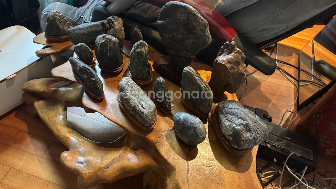 수석 15개 및 테이블--0