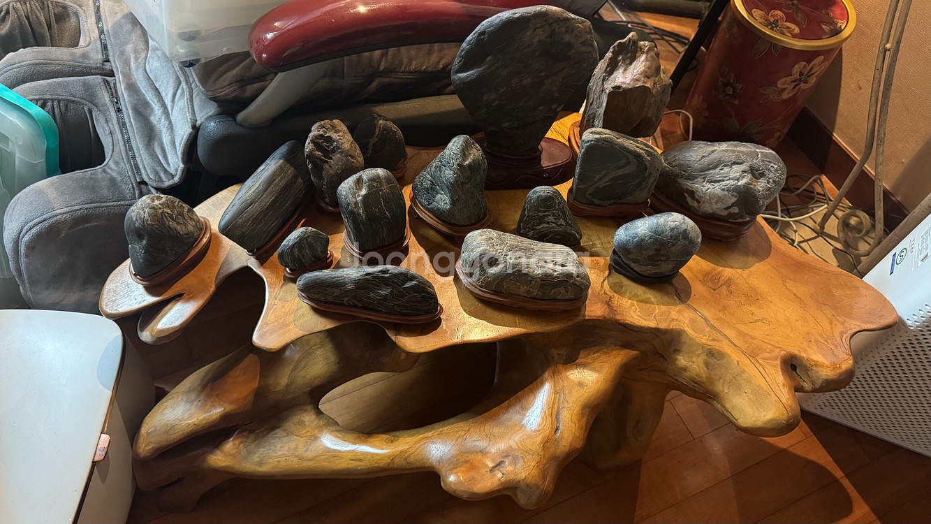 수석 15개 및 테이블--2