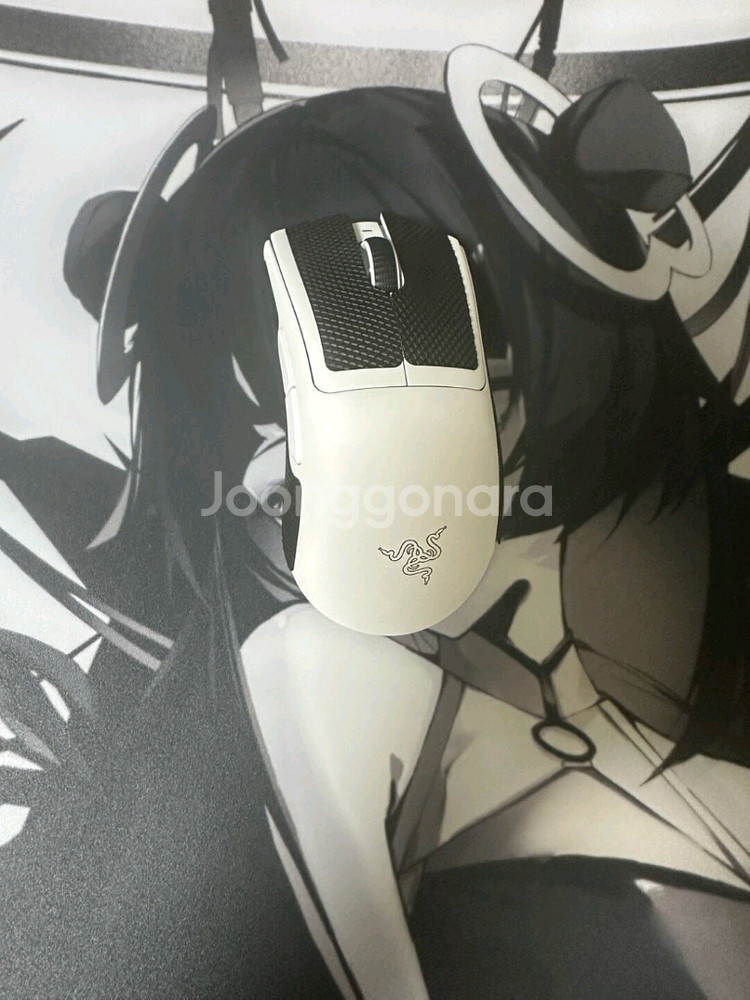 레이저 데스에더 V3 Pro 화이트 무선 마우스 풀박스--1