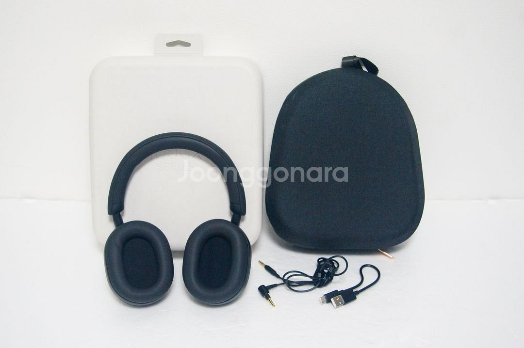 소니 WH-1000XM5 블루투스헤드폰 블랙팝니다.--1