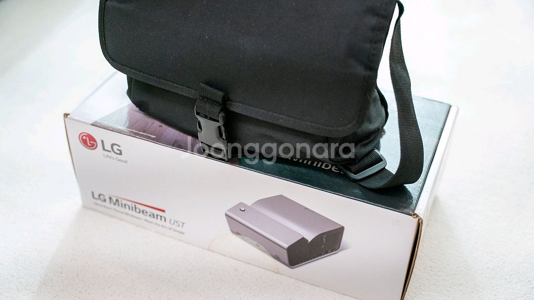 LG 초단점 미니 빔프로젝터 PH450U--0