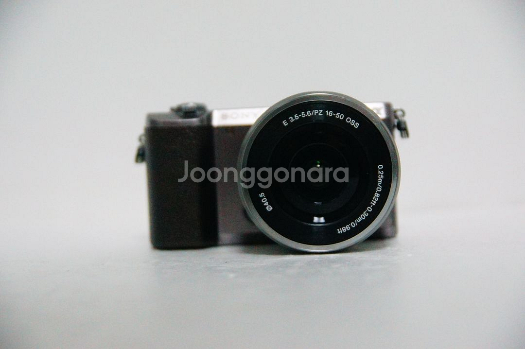 [소니] A5100 브라운 4,183컷 미러리스 팝니다--1