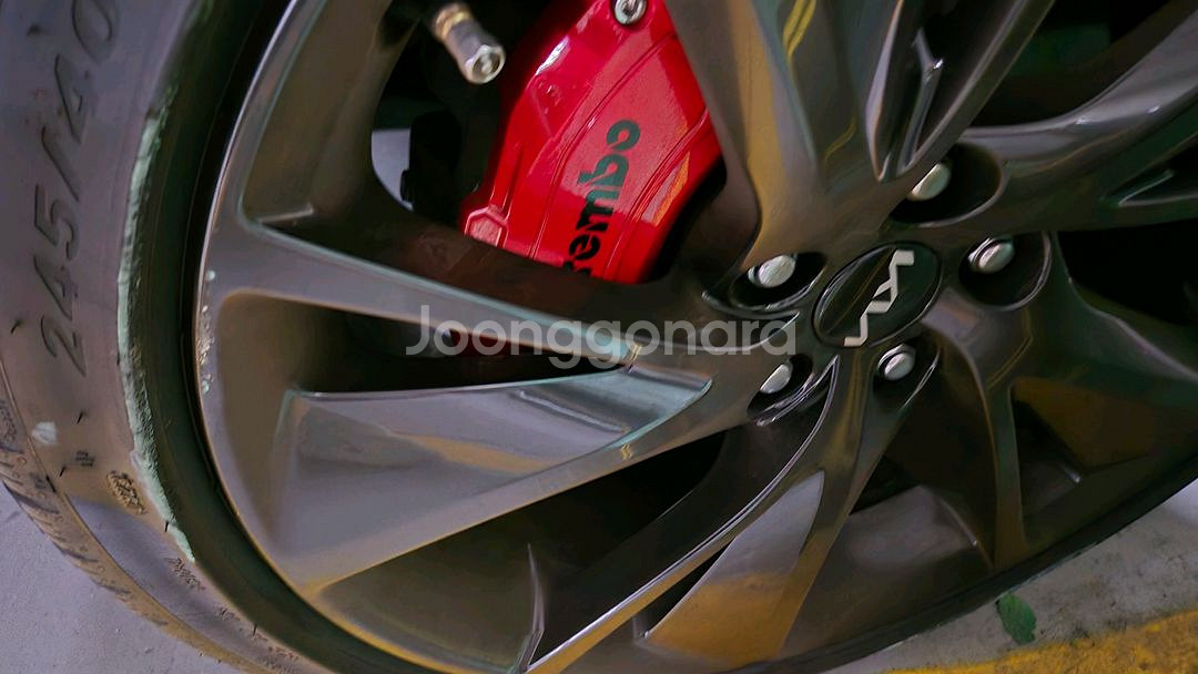 제네시스 g70_ 다크스퍼터링휠 19인치 휠 (리어옵셋)--2