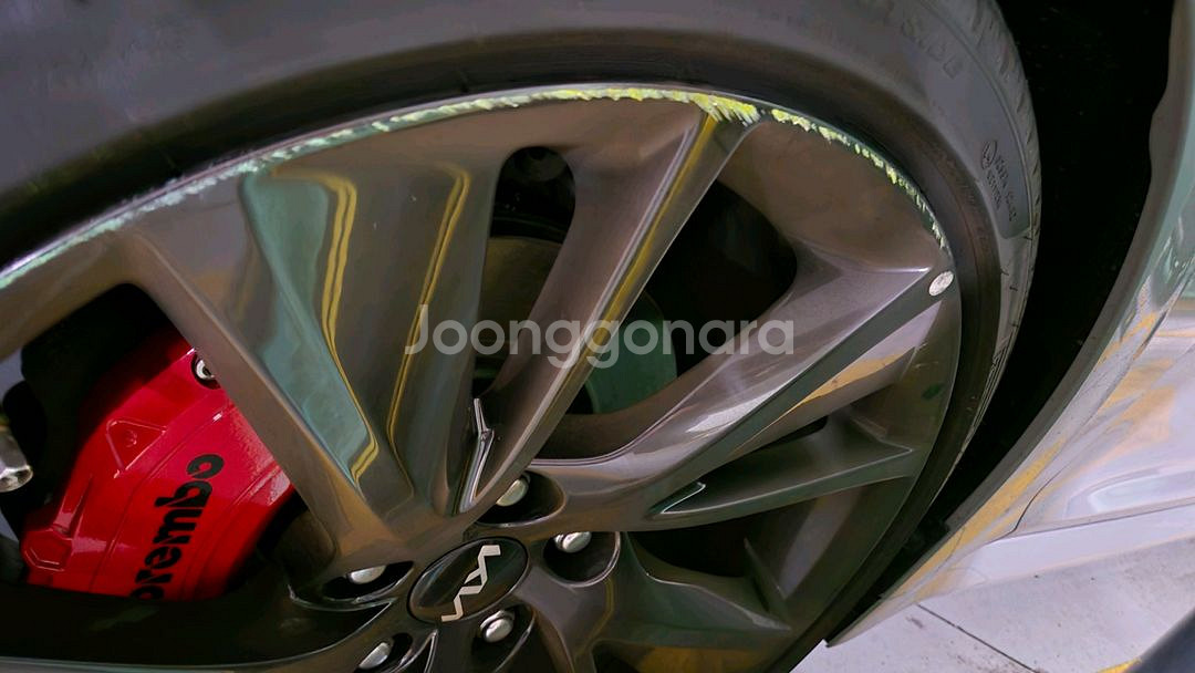 제네시스 g70_ 다크스퍼터링휠 19인치 휠 (리어옵셋)--3