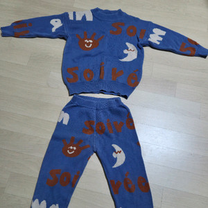 리미떼두두 XL사이즈 상하복. 착불