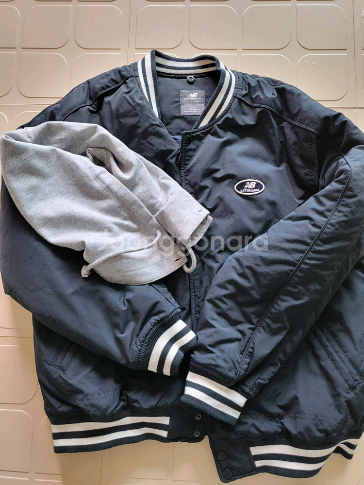 뉴발란스 베이스볼 자켓 L(100)사이즈--1