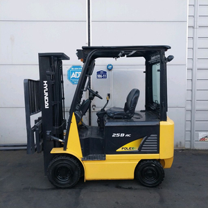 현대 2.5톤 전동지게차 사이드쉬프트 장착 3단 4700MM