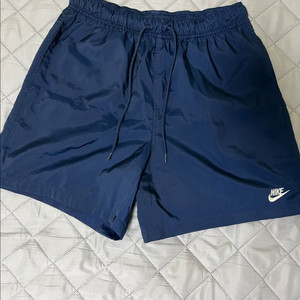 나이키 우븐 플로우 쇼츠