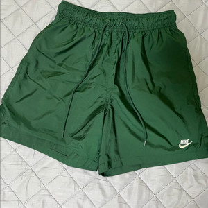 나이키 우븐 플로우 쇼츠