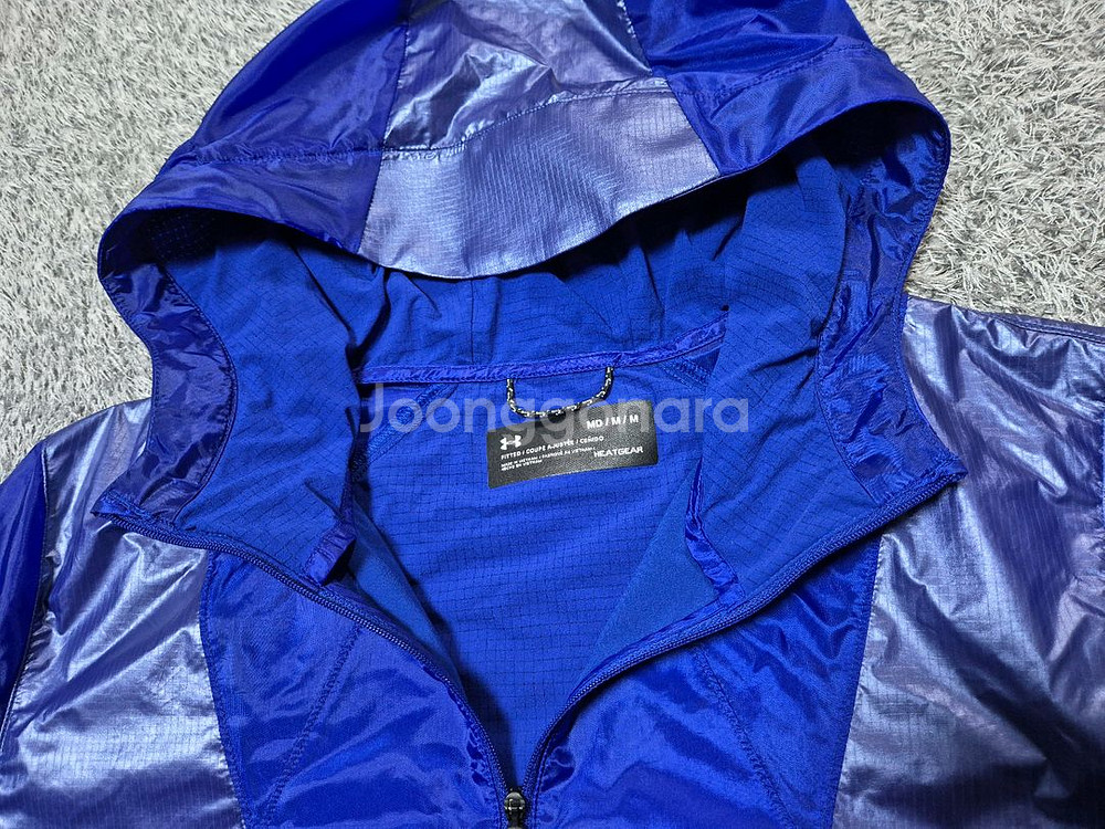 언더아머 남성 경량 바람막이 자켓 M--3