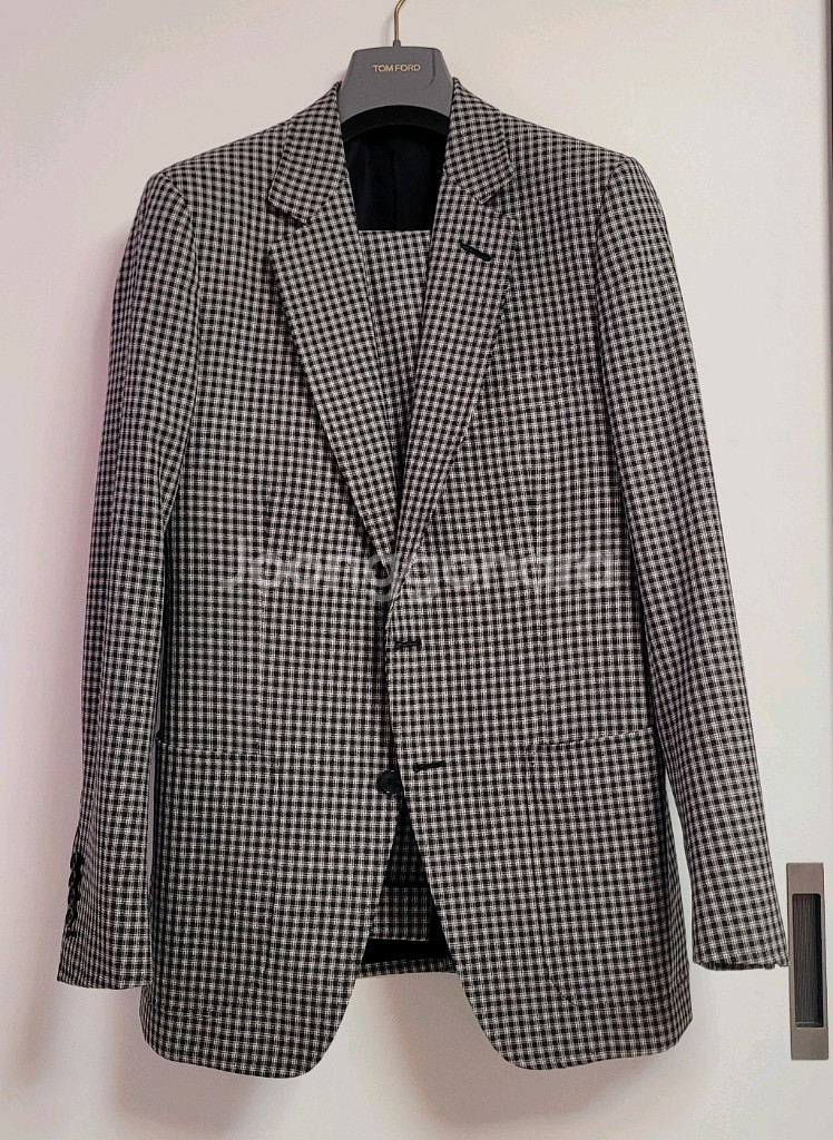 톰포드 정장세트--0