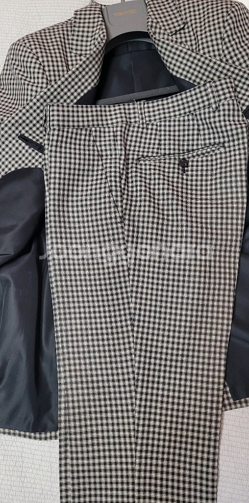 톰포드 정장세트--4