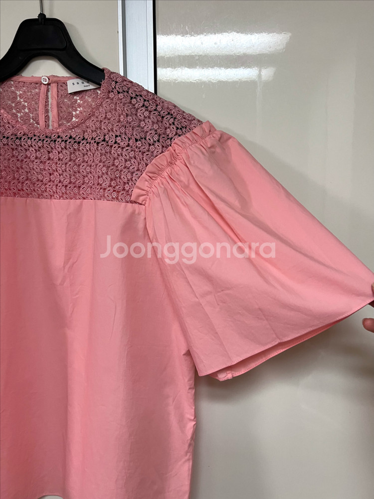 산드로 SANDRO 퍼프 벌룬 소매 바스락 코튼 레이스 블라우스 핑크 반팔--15