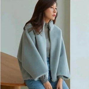 셀렙샵 양모 리버시블 양모 하프코트