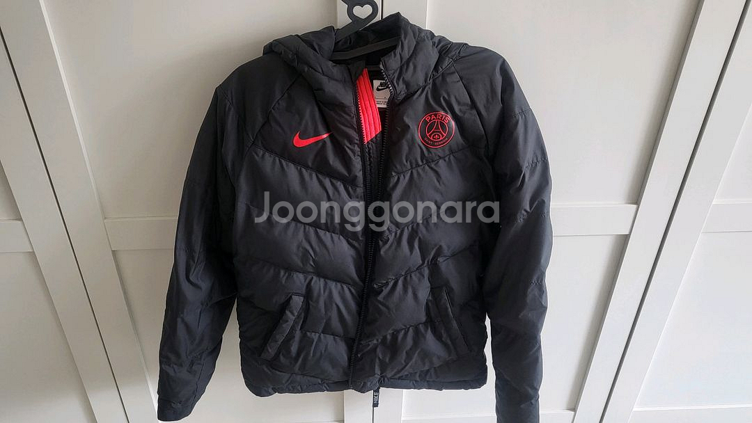 축구팀 패딩 점퍼 L사이즈--0