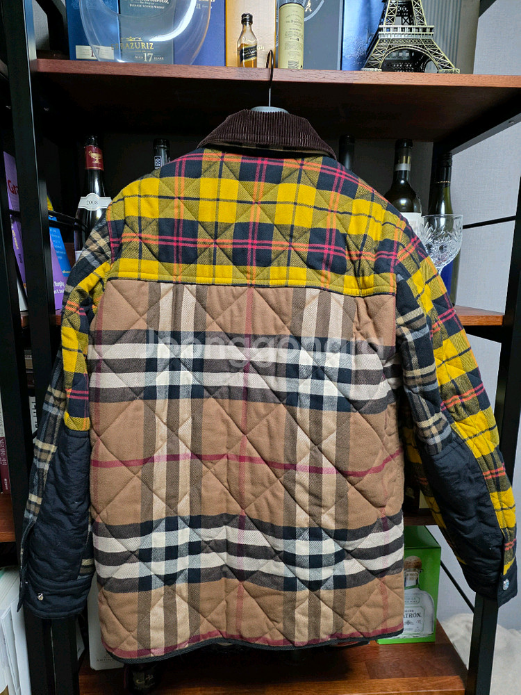 버버리 퀼팅 체크 패딩 점퍼 자켓--1