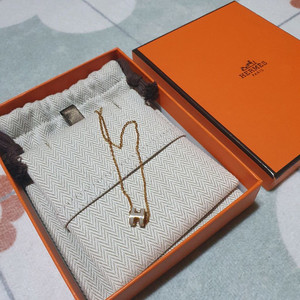 에르메스 미니 팝아슈 목걸이 (마론글라쎄, 로즈골드)