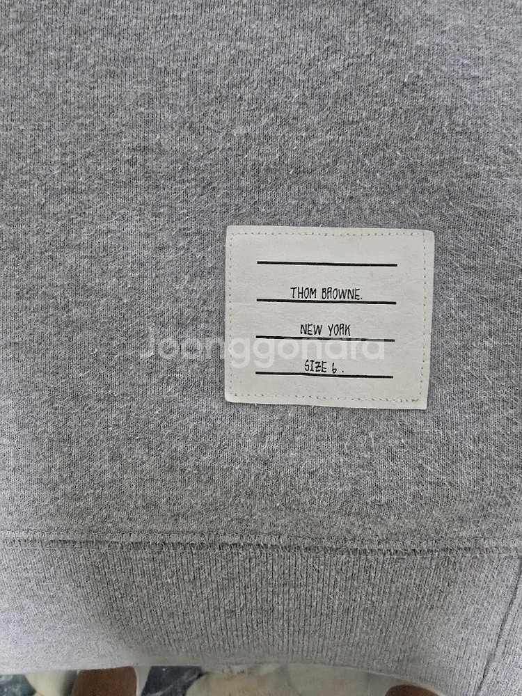 정품 톰브라운 사선완장 그레이 맨투맨 6사이즈 급처--4