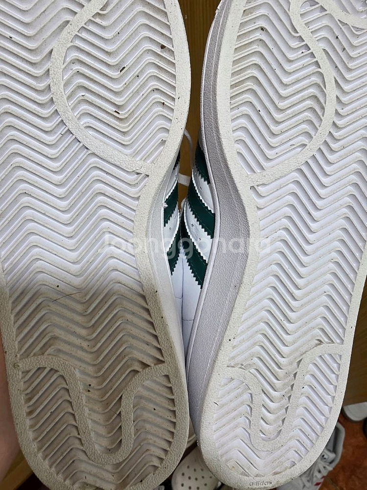 아디다스 슈퍼스타 2 판매합니다.--2