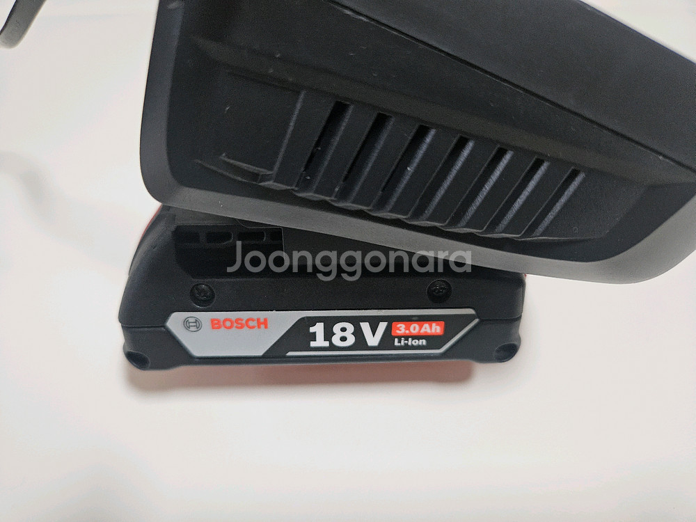 보쉬 H35S 전동박스 케이스만 + 충전기 세트--3