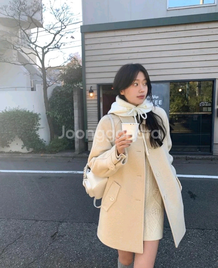 모네 하프 코트--0