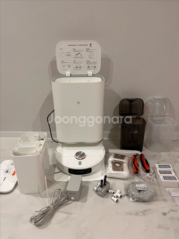 m30s 로봇청소기 직배수 풀세트판매합니다--0