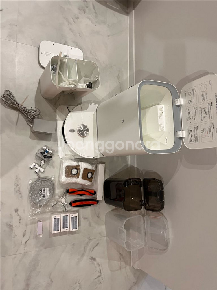 m30s 로봇청소기 직배수 풀세트판매합니다--1