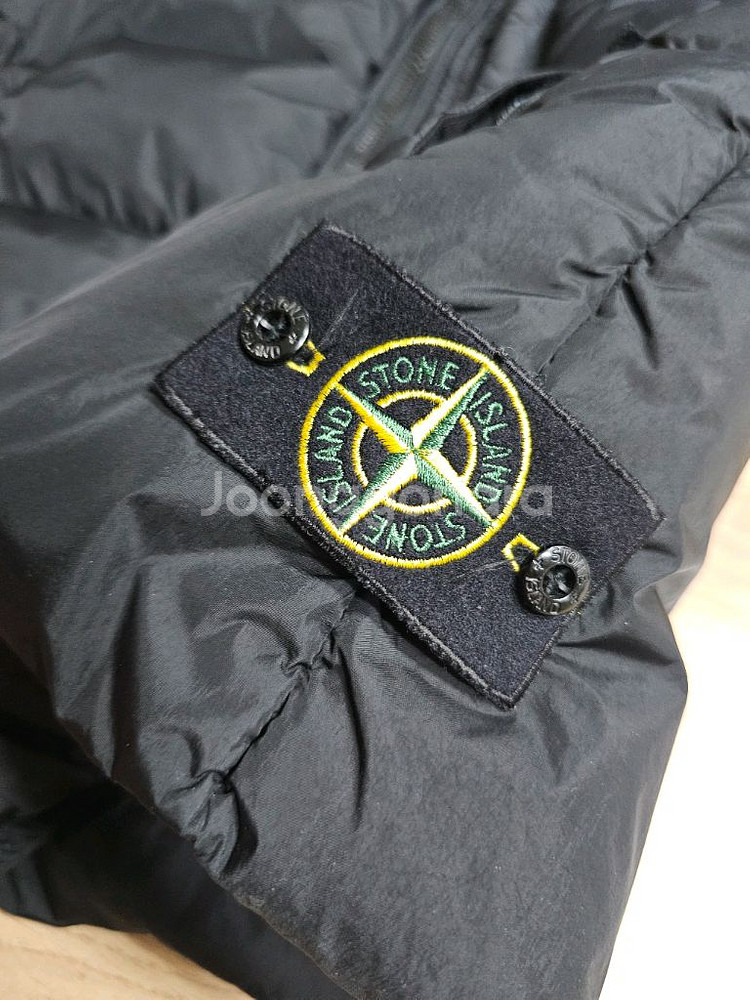 스톤아일랜드 크링클랩스 패딩 조끼 베스트--2