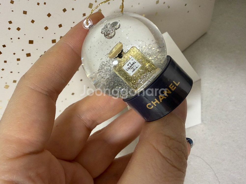 샤넬뷰티미니스노우볼--1