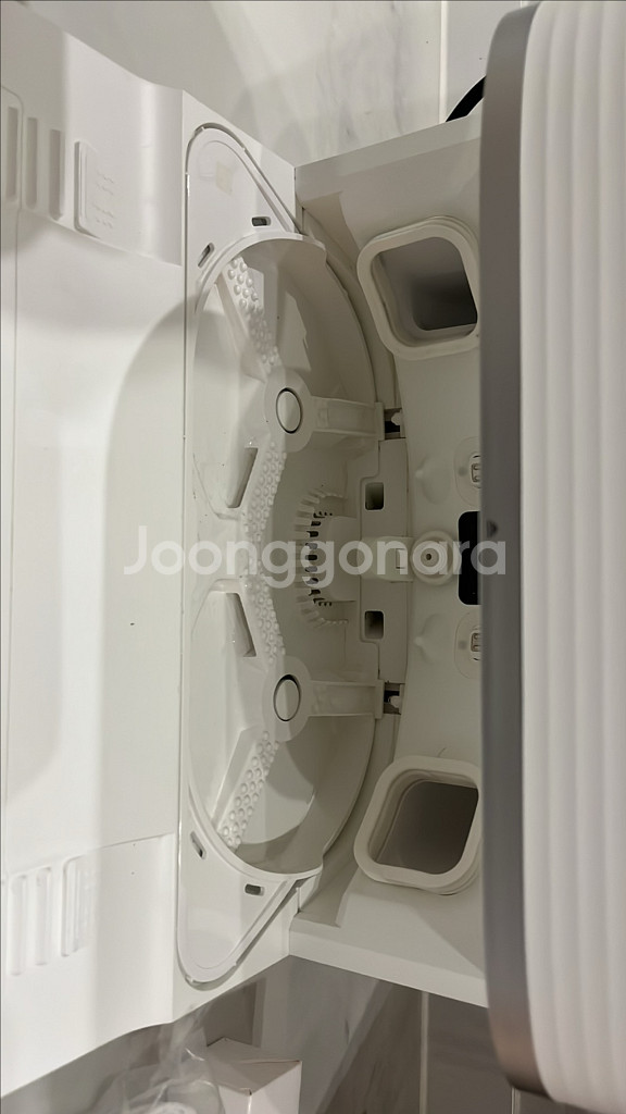 m30s 로봇청소기 직배수 풀세트판매합니다--5