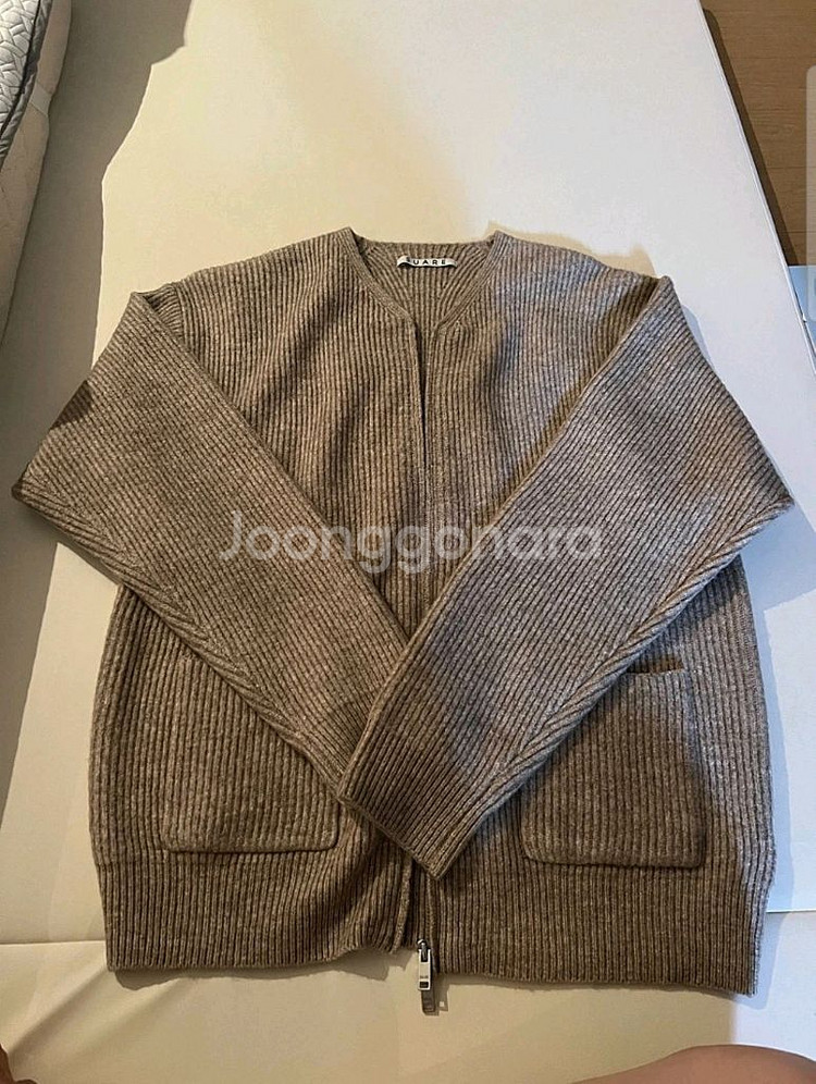 새상품 수아레 니트 가디건 L~XL 사이즈--0