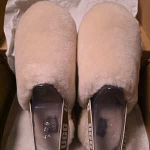 정품 미국 어그 플러프 예 클로그 빅키즈 5 새제품