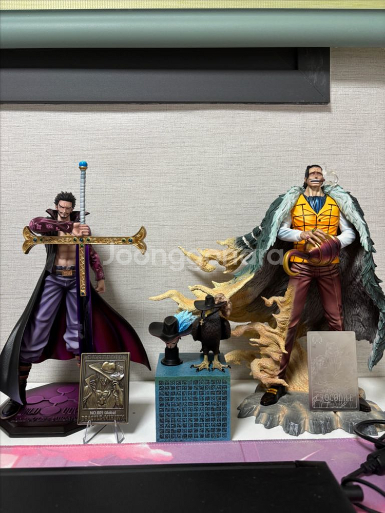 DX미호크 레진 원피스 피규어 급처(네고가능)--1