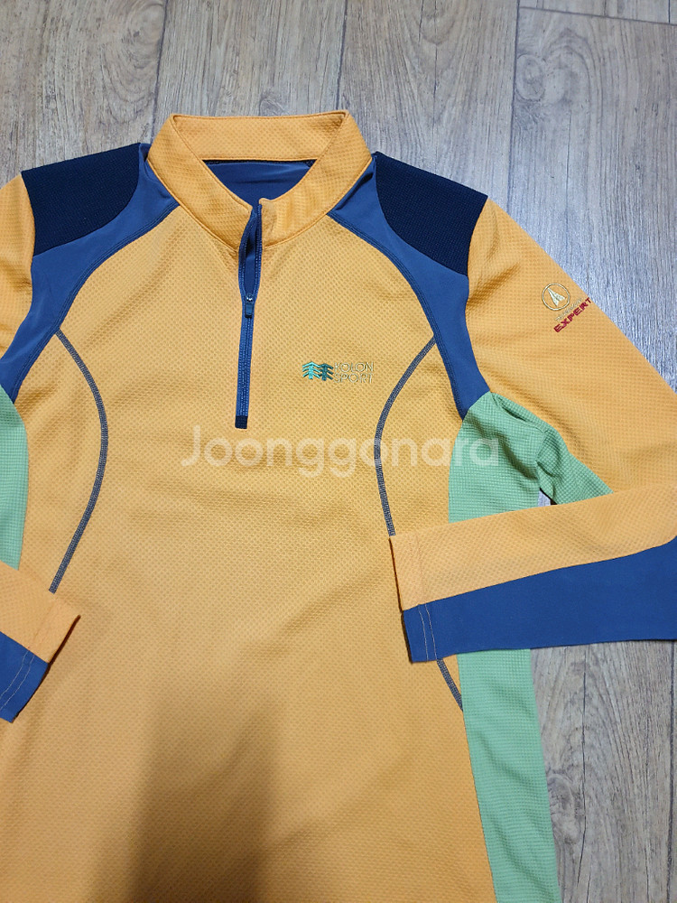 1102 코오롱 아웃도어 반집업 90 사이즈입니다--7