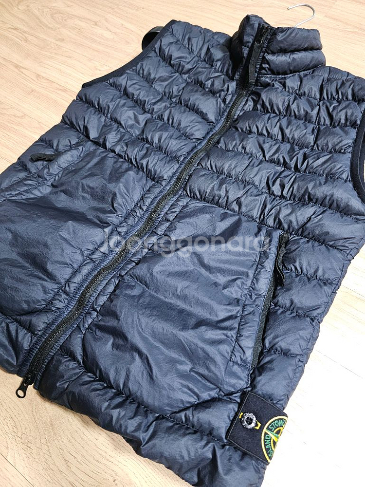 스톤아일랜드 경량 패딩 조끼 베스트--3